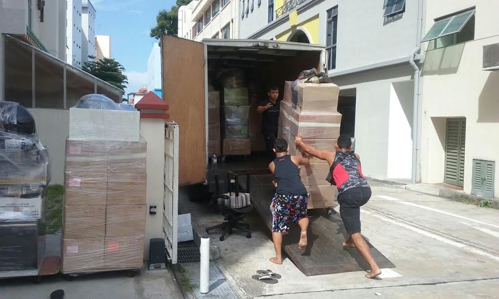 Cheap movers Singapore